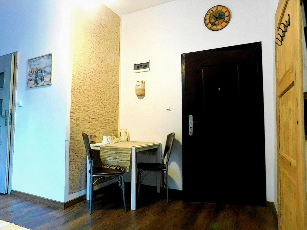 Stara Szkolas7 Noclegi,Mzajezierze 8 14-330 Mazury Małdyty Εξωτερικό φωτογραφία